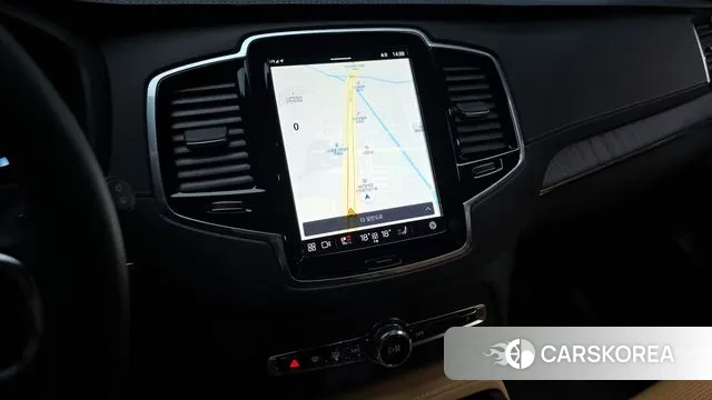 Volvo XC90 second Generation 2024 Черный из Кореи, фото 4