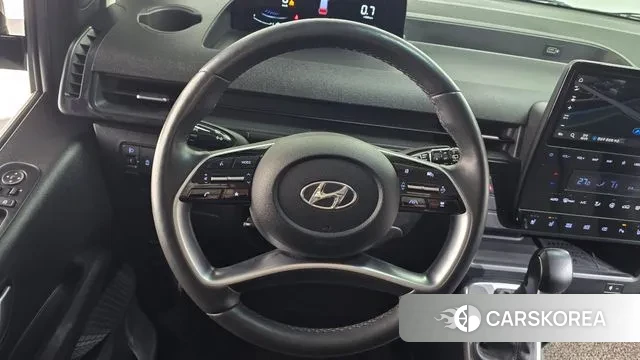 Hyundai Staria 2023 Серебристо-серый из Кореи, фото 4