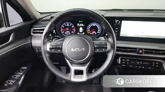 Kia K5 3rd generation 2023 Черный из Кореи, фото 4