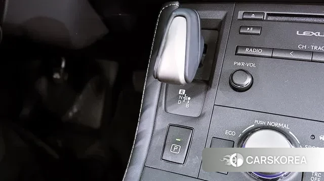 Lexus CT200h id 3484538 из Кореи 4