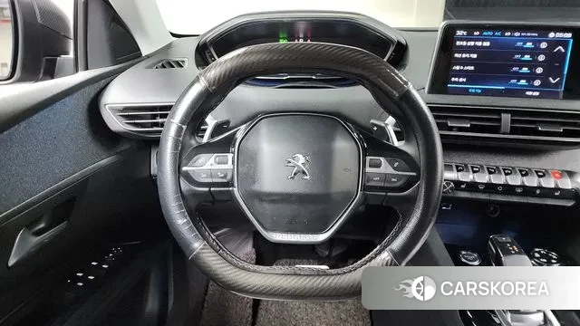 Peugeot 5008 second generation 2018 Серый из Кореи, фото 4