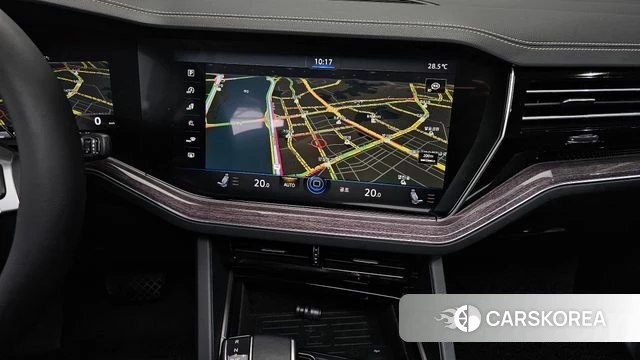 Volkswagen Touareg 3rd generation 2020 Черный из Кореи, фото 4