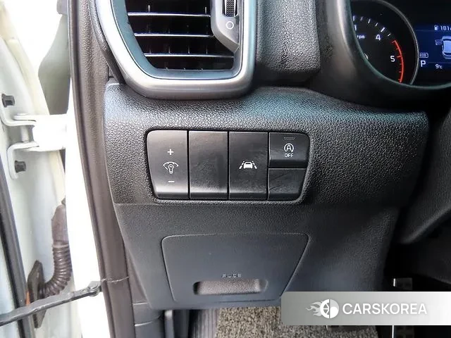 Kia Sportage The Bold 2019 Белый из Кореи, фото 4