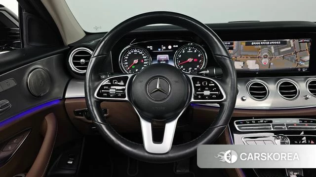 Mercedes-Benz E-Class W213 2019 Черный из Кореи, фото 4