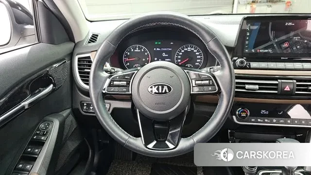 Kia Seltos 2020 Белый из Кореи, фото 4