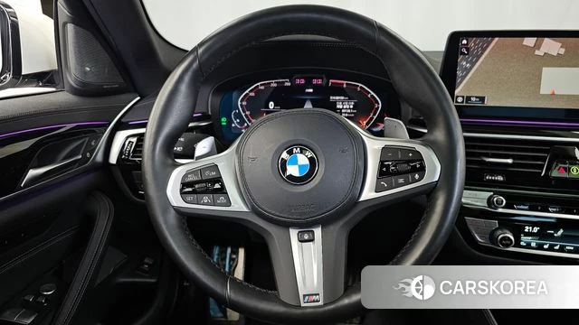 BMW 5 Series (G30) 2022 Белый из Кореи, фото 4