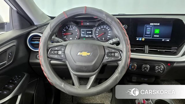Chevrolet (GM Daewoo) Trax Crossover 2025 Белый из Кореи, фото 4