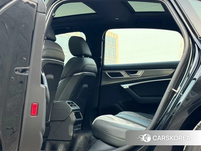 Audi A6L 2023 Черный из Китая, фото 4
