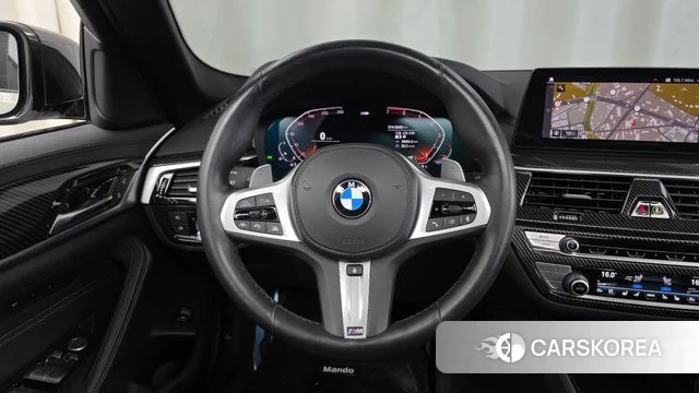 BMW 5 Series (G30) 2020 Белый из Кореи, фото 4