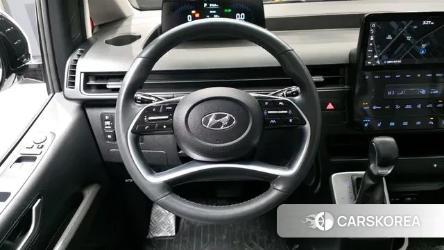 Hyundai Staria 2021 Белый из Кореи, фото 4