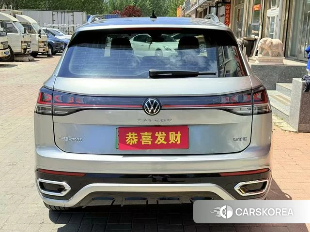 Volkswagen Tanyue GTE 2022 Серебристо-серый из Китая, фото 4