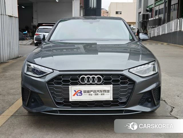 Audi A4L 2021 Серебристо-серый из Китая, фото 4