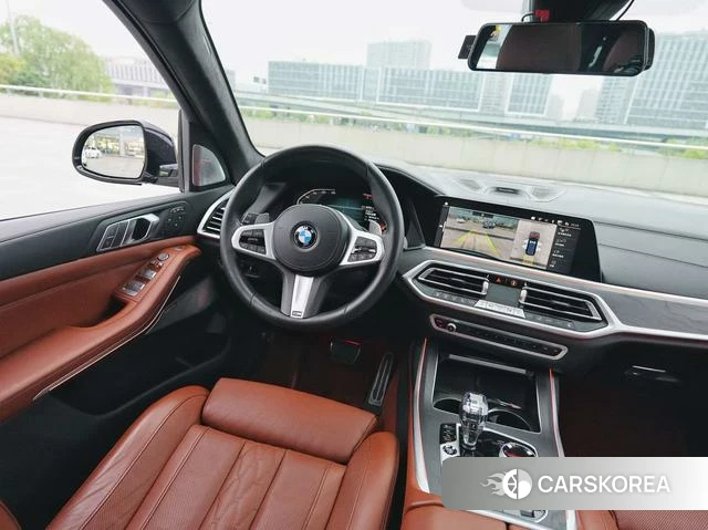 BMW X7 2021 Черный из Китая, фото 4