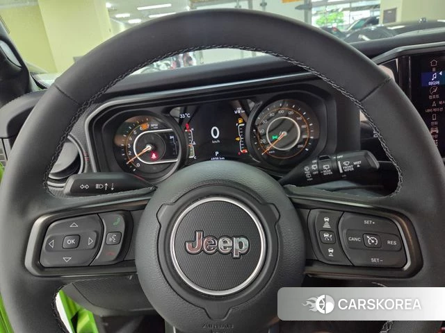 Jeep Wrangler (JL) 2025 Черный из Кореи, фото 4