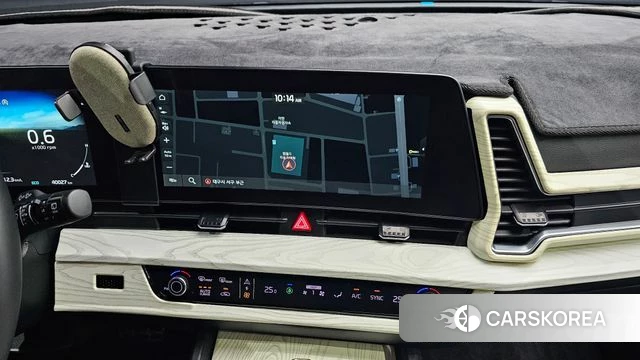 Kia Sportage 5th Generation 2023 Белый из Кореи, фото 4