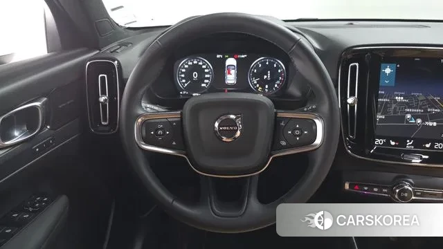 Volvo XC40 2022 Белый из Кореи, фото 4