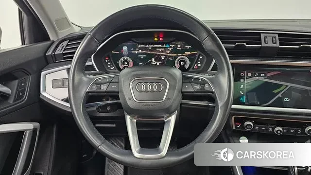 Audi Q3 (F3) 2020 Белый из Кореи, фото 4
