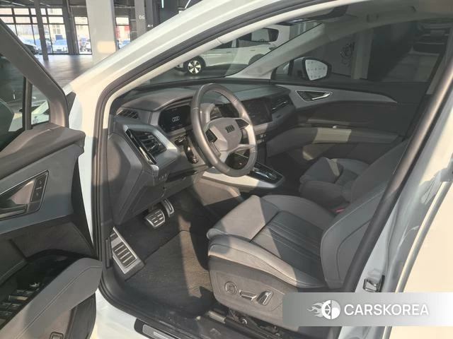Audi Q5 e-tron 2024 Белый из Китая, фото 4
