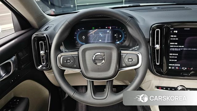 Volvo XC40 2022 Белый из Кореи, фото 4