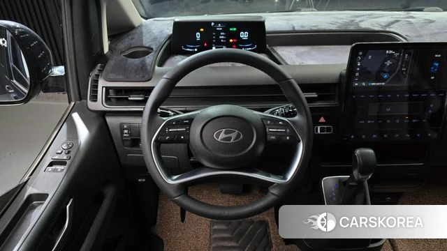 Hyundai Staria 2024 Серый из Кореи, фото 4