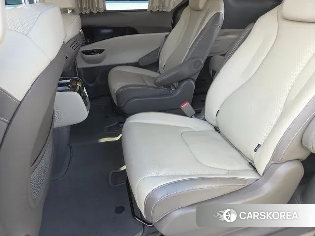 Kia Carnival 4th generation 2023 Белый из Кореи, фото 4
