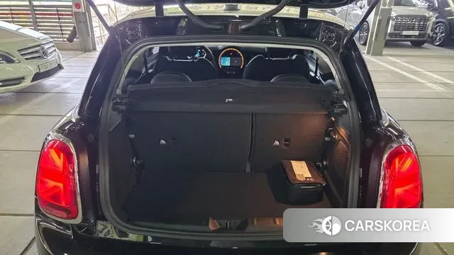 Mini Cooper Electric 2022 Черный из Кореи, фото 4