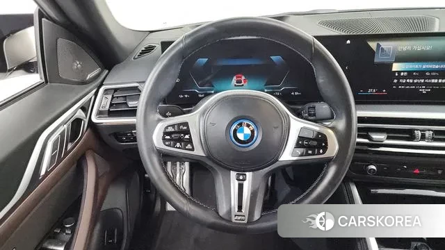 BMW i4 2023 Белый из Кореи, фото 4