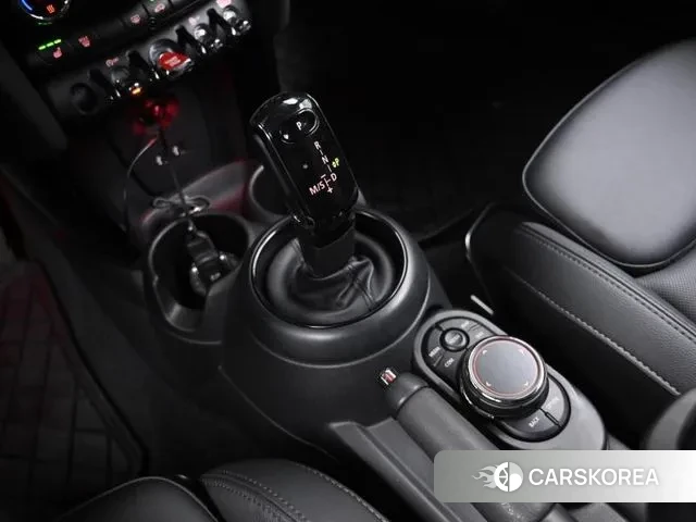 Mini Cooper D 2019 Черный из Кореи, фото 4