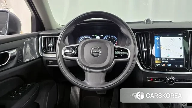 Volvo V60 Cross-Country 2nd Generation 2021 Серый из Кореи, фото 4