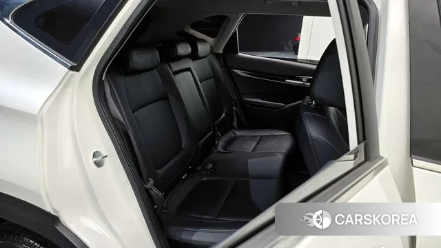 Kia Seltos 2022 Белый из Кореи, фото 4