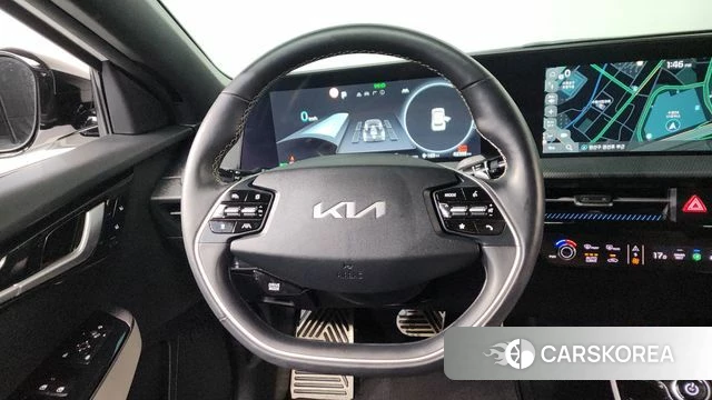 Kia EV6 2023 Белый из Кореи, фото 4