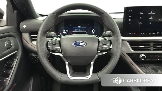 Ford Explorer 6th Generation 2024 Белый из Кореи, фото 4