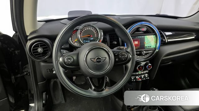 Mini Cooper D 2019 Черный из Кореи, фото 4