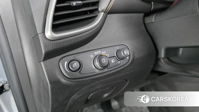 Chevrolet (GM Daewoo) The New Trax 2018 Серый из Кореи, фото 4