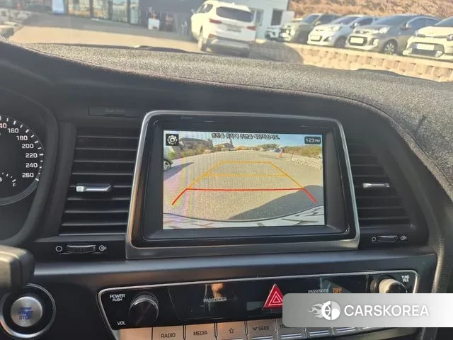 Hyundai Sonata New Rise 2018 Серебристо-серый из Кореи, фото 4