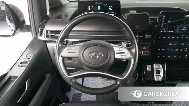 Hyundai Staria 2022 Белый из Кореи, фото 4