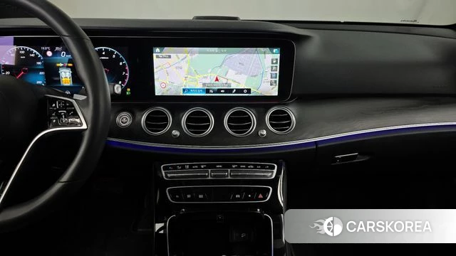 Mercedes-Benz E-Class W213 2022 Синий из Кореи, фото 4