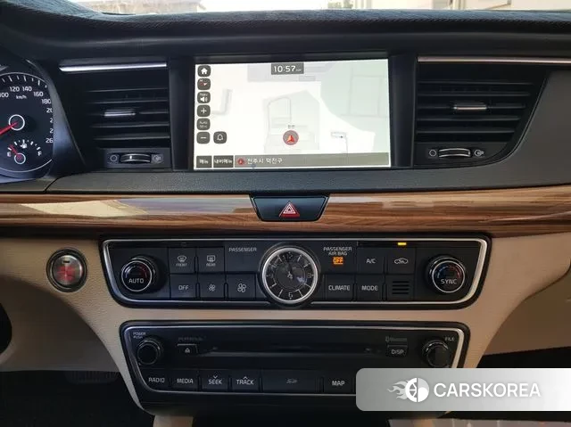Kia Come New K7 2018 Белый из Кореи, фото 4