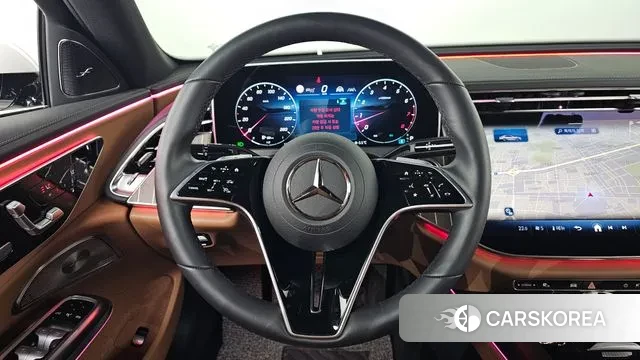 Mercedes-Benz E-Class W214 2024 Белый из Кореи, фото 4