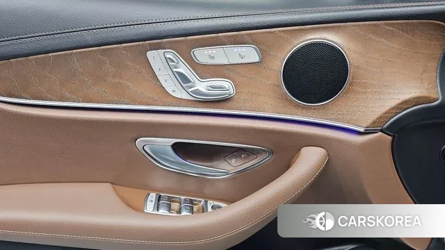 Mercedes-Benz E-Class W213 2021 Белый из Кореи, фото 4