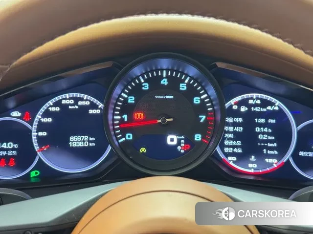 Porsche Panamera (971) 2021 Серебристо-серый из Кореи, фото 4