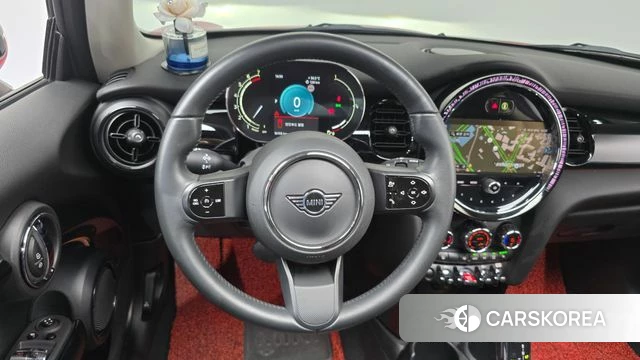 Mini Cooper 2022 Красный из Кореи, фото 4