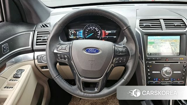 Ford Explorer 2018 Белый из Кореи, фото 4