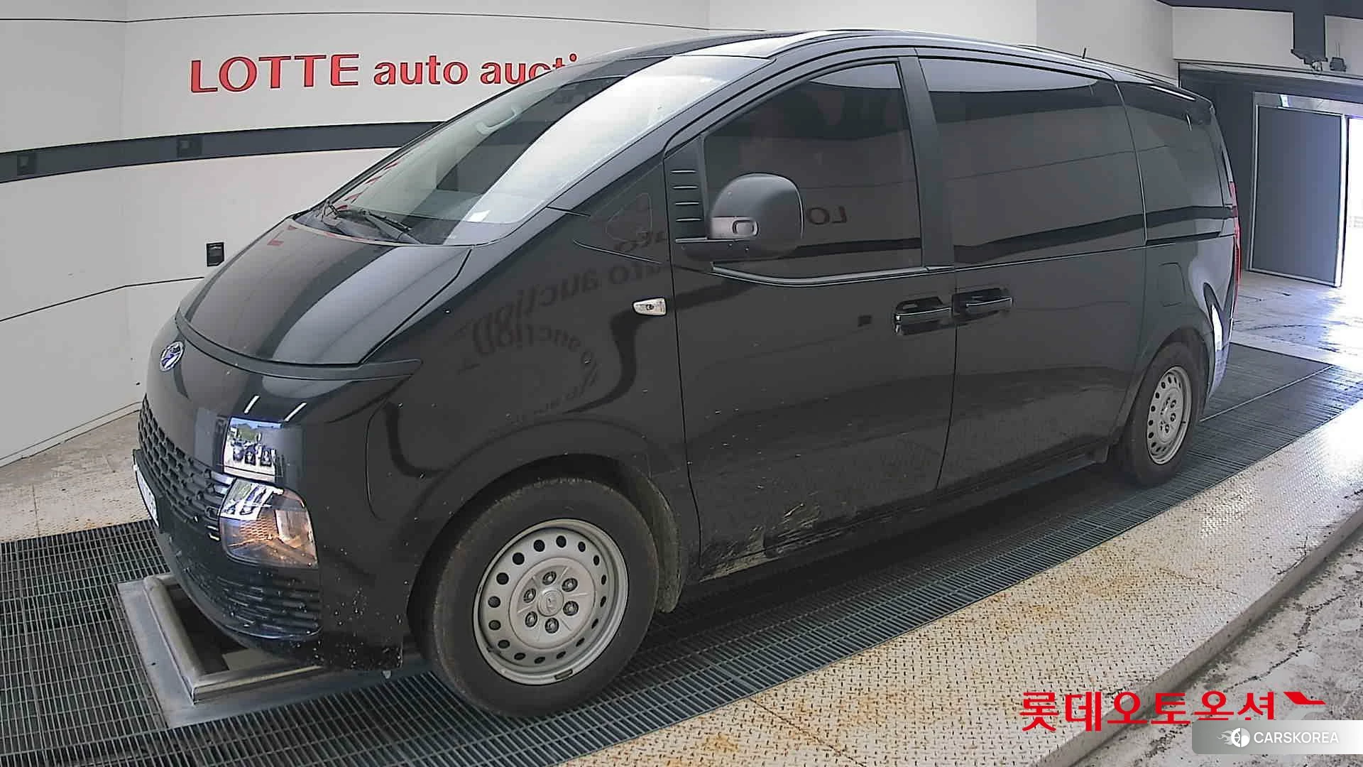 Hyundai Staria 2022 Abyss Black Pearl из Кореи, фото 4