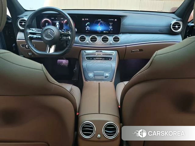 Mercedes-Benz E-class (imported) 2021 Черный из Китая, фото 4