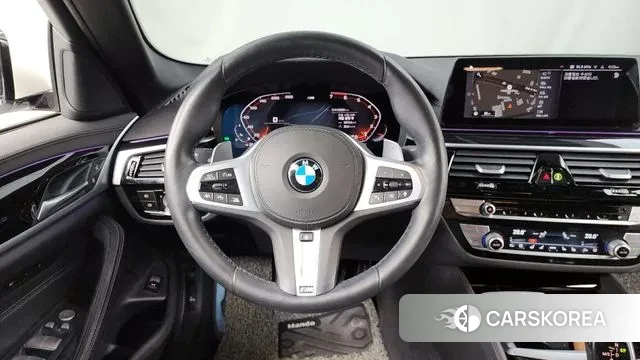 BMW 5 Series (G30) id 3494227 из Кореи 4