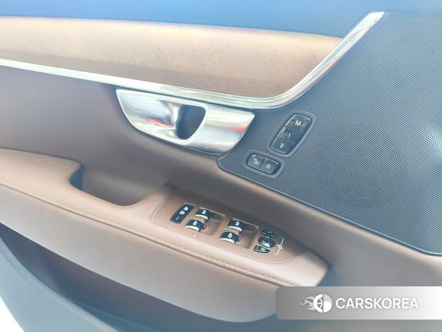 Volvo S90 2024 Черный из Китая, фото 4