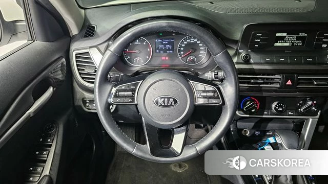 Kia Seltos 2021 Белый из Кореи, фото 4