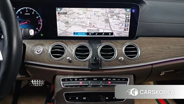 Mercedes-Benz E-Class W213 2021 Белый из Кореи, фото 4