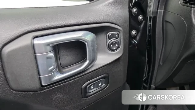 Jeep Wrangler (JL) 2023 Черный из Кореи, фото 4